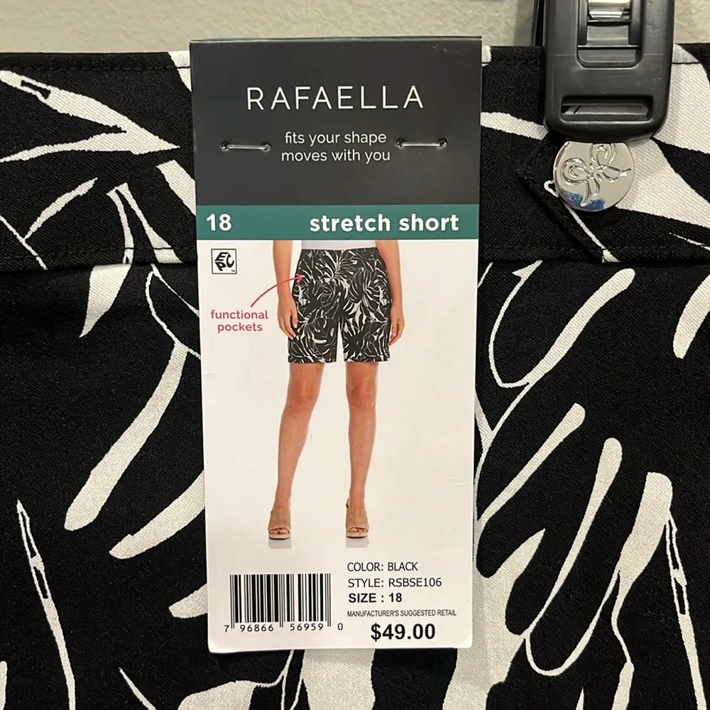 Rafaella Stretch Short Black and White - Picture 2 of 6
